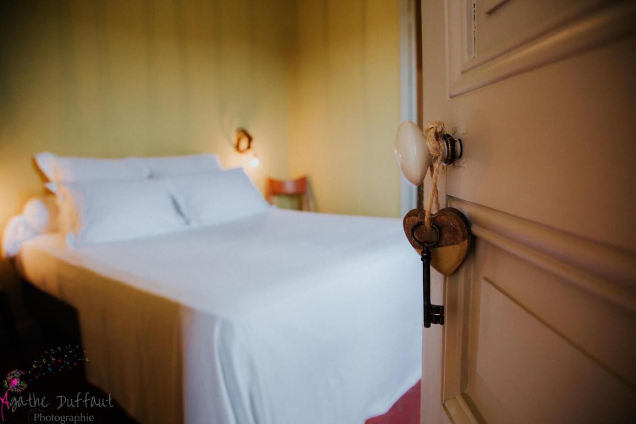 Hotel Particulier Des Jasmins Le Bar-sur-Loup Kültér fotó